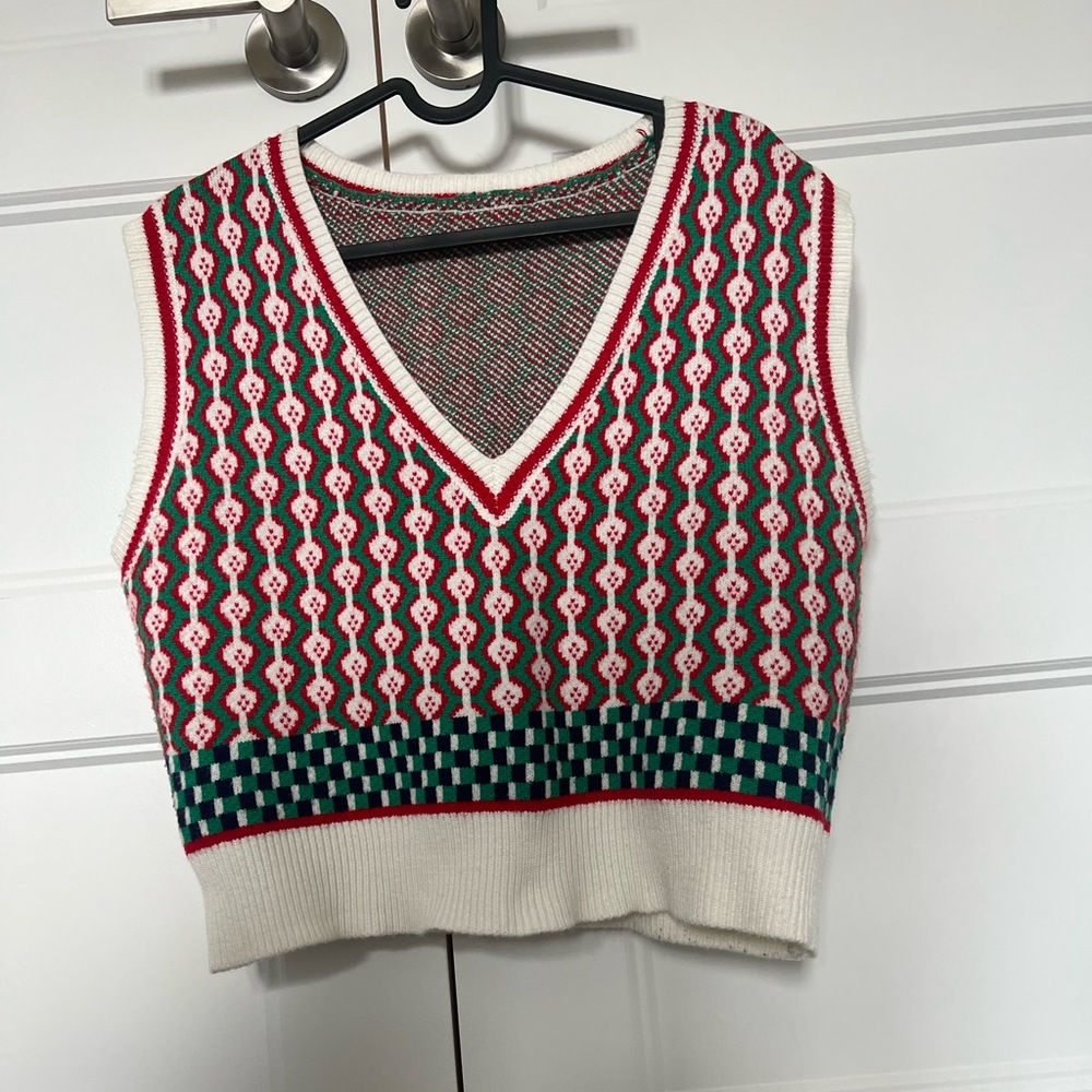 Vest - Picture 3 of 4